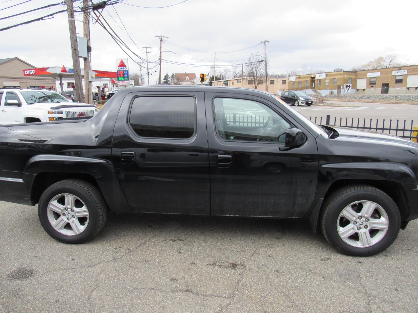 2012 BLACK /Gray Honda Ridgeline RTL (5FPYK1F56CB) , Automatic transmission, located at 215 Milton St, Dedham, MA, 02026, (781) 329-5144, 42.241905, -71.157295 - This nice Ridgeline is in excellent condition. Runs like new. All ASPI Motor Cars vehicles are fully serviced before they are delivered to assure the highest quality used vehicles. Comes with a 3/3 warranty included in the price. call for details. Prices on all vehicles do not include $299.95 Doc - Photo #5